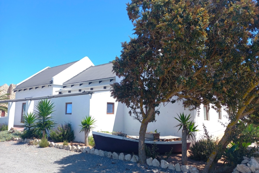 6 Bedroom Property for Sale in Jacobsbaai Western Cape